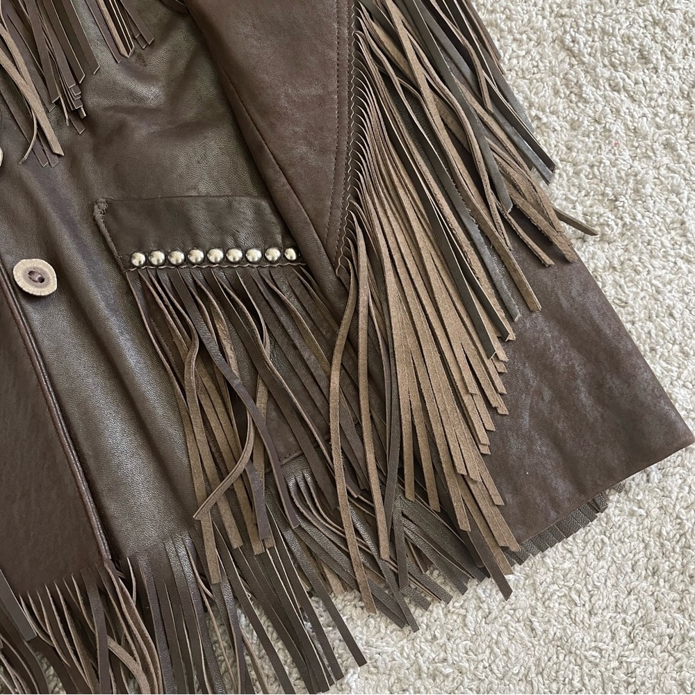 Patricia Wolf Fringe Leather Western Button Front Jacket - Picture 2 of 11